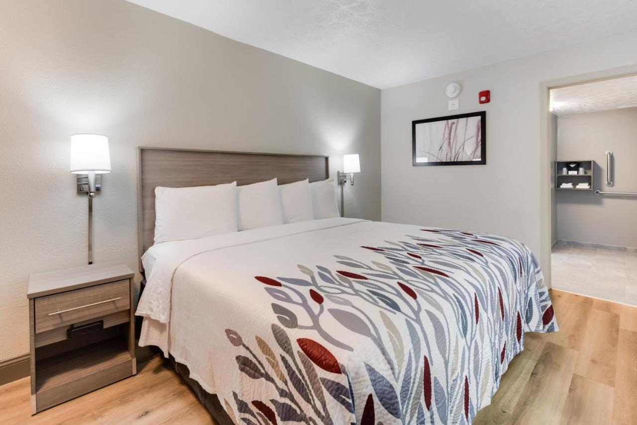 Motel Red Roof - Moraine/u Of 2*